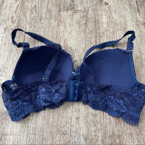 Shekini Blue Lace Bra Size 38/85B - Picture 2 of 3